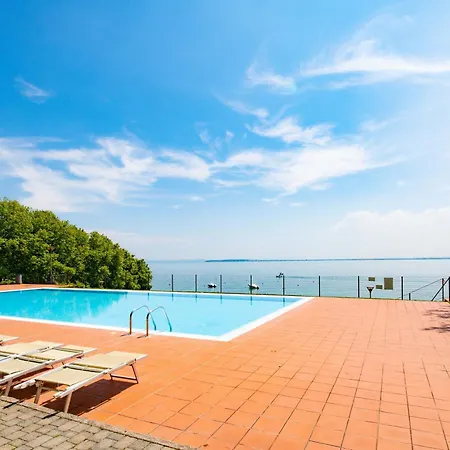 Azzurro Padenghe sul Garda